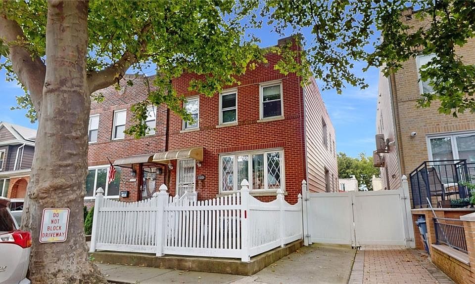 1st image of 1491 E 32nd St