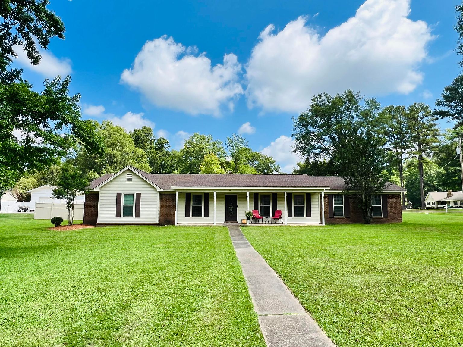 303 Bellview Dr, Aberdeen, MS 39730 MLS 232153 Zillow