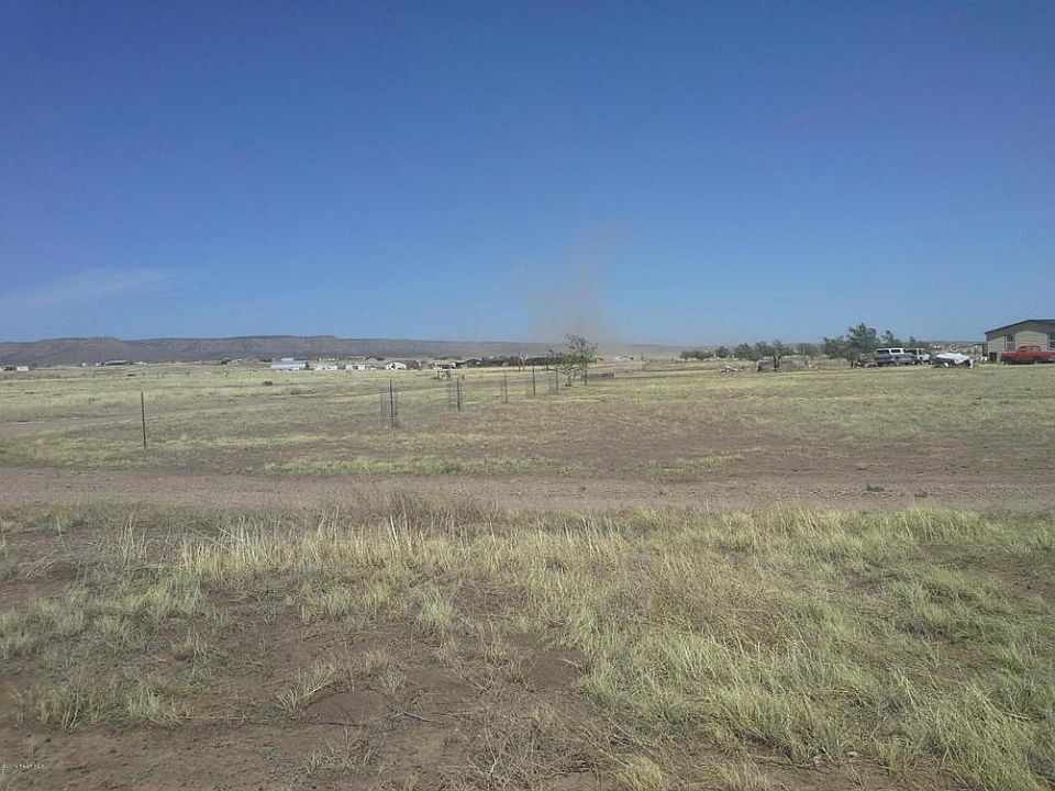 2nd image of 4967 W Duane Ln