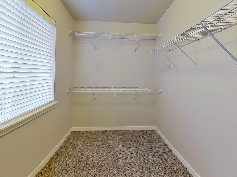 5024 Woodbine Dr SW — Photo 17