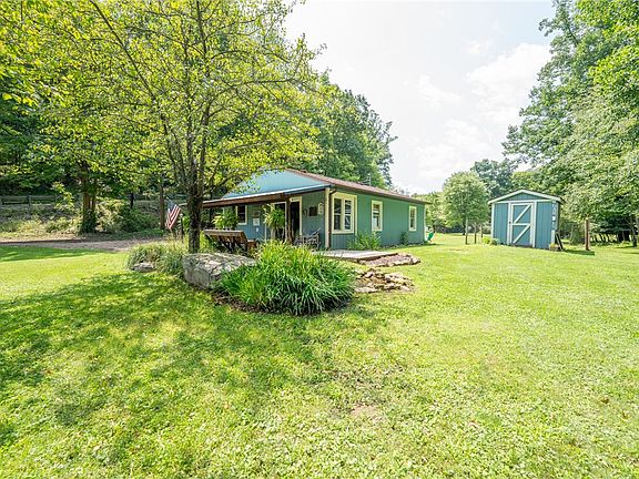 4th image of 108 Shayne Ln