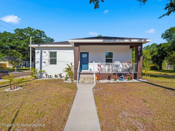 524 S Grosse Ave, Tarpon Springs, FL 34689