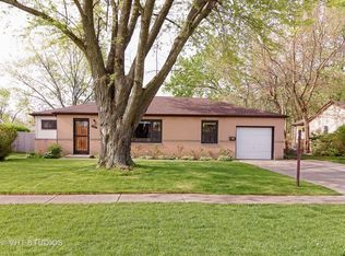 125 Arizona Blvd, Hoffman Estates, IL 60169