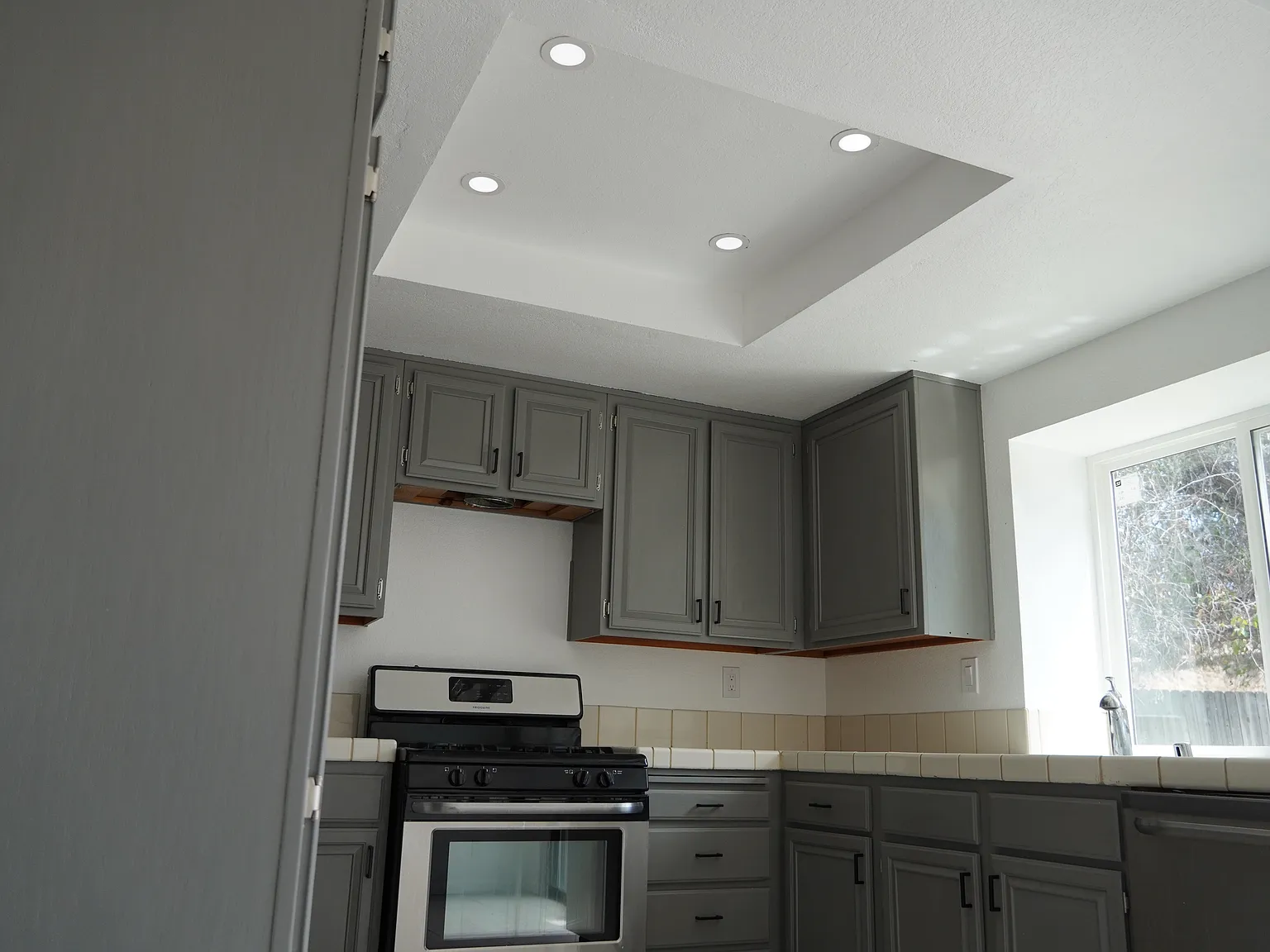 2 bed, 1200 sqft, $2,599 — Photo 4
