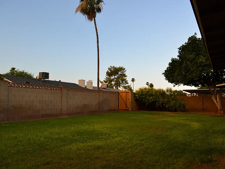 1507 E Palmcroft Dr — Photo 15