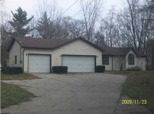 1260 54th St SE, Kentwood, MI 49508