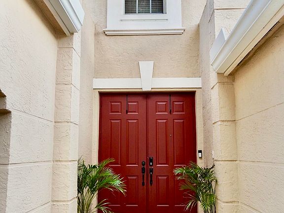 3rd image of 2433 Westmont Drive