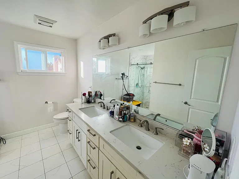 43578 Bryant St — Photo 10