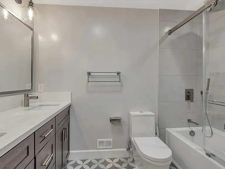 821 Figwood Ct — Photo 30