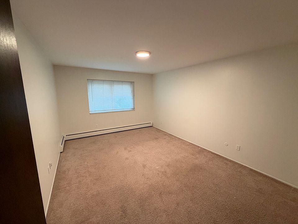 220 S Rochester Rd, photo 7