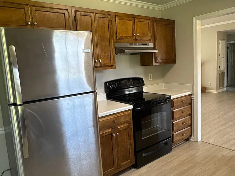 718 Doak Rd — Photo 9