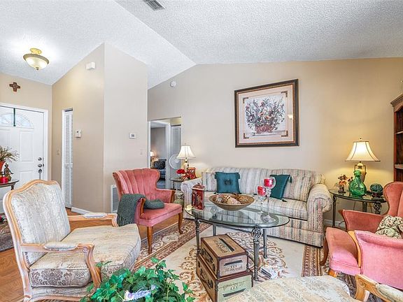 5th image of 624 MCKINLEY COURT