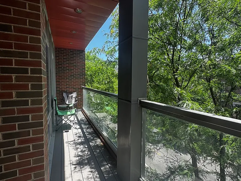 1722 W Belmont Ave #3 — Photo 6