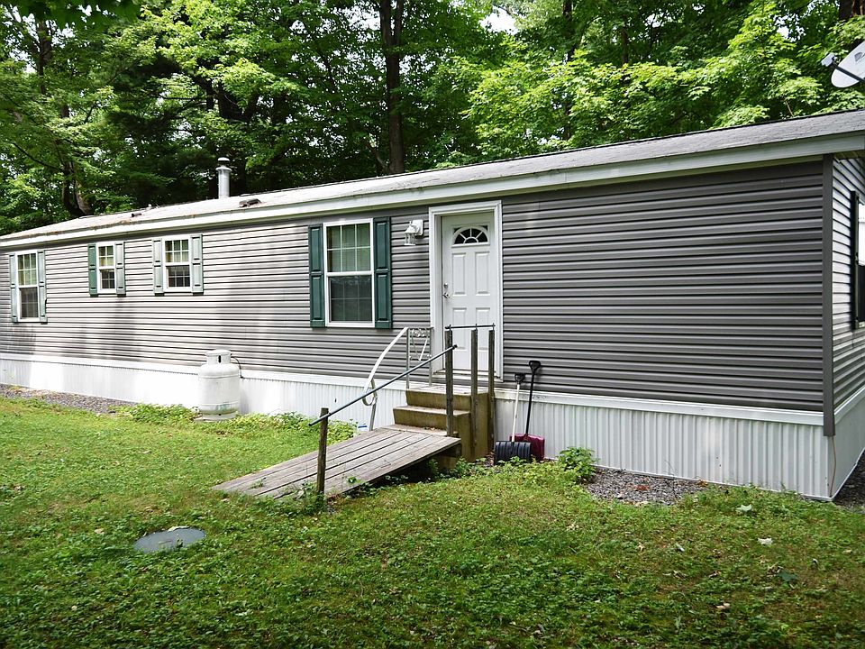 1st image of 83 Hermit Thrush Lane #16