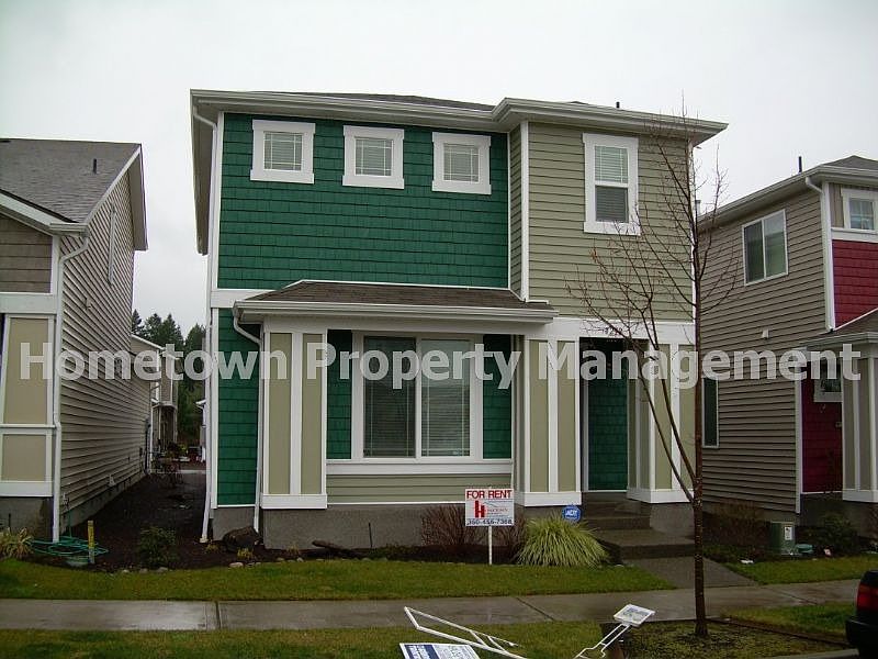 1st image of 4219 McKinley St NE
