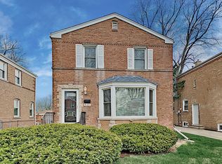 9124 S Utica Ave, Evergreen Park, IL 60805