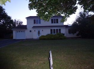 50 Imperial Dr, Miller Place, NY 11764