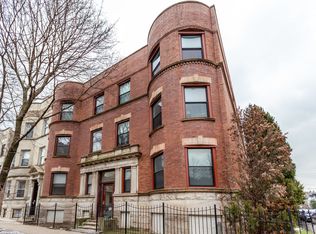 923 W Sheridan Rd APT 1, Chicago, IL 60613