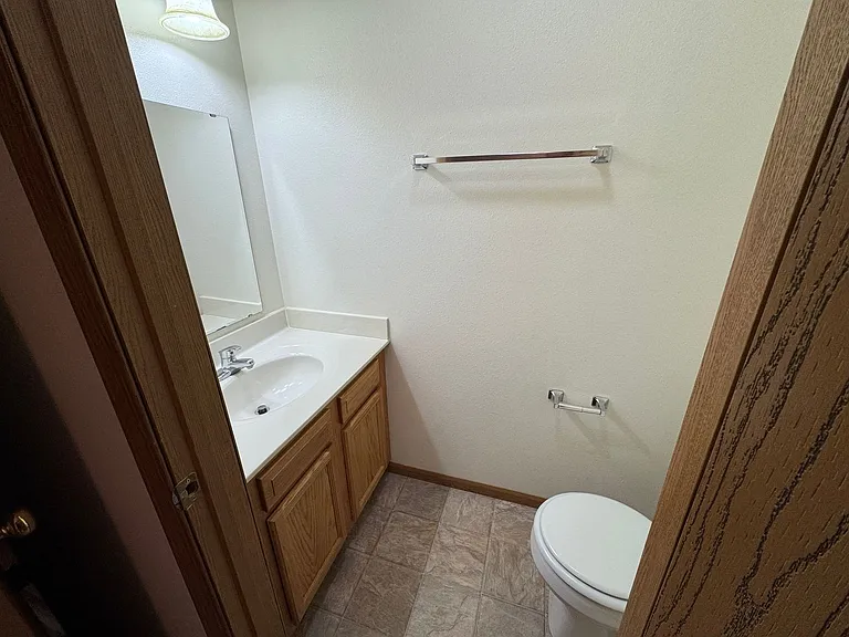 700 Hillside Rd — Photo 29