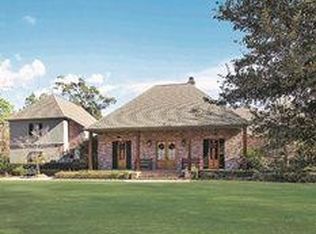 6011 Summer Lake Dr, Baton Rouge, LA 70817
