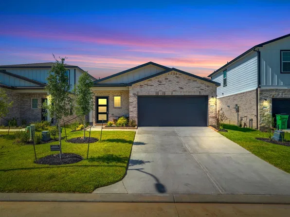 8470 Sweet Cherry Ln, Magnolia, TX 77354