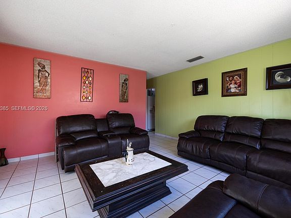 3rd image of 17371 SW 302nd St