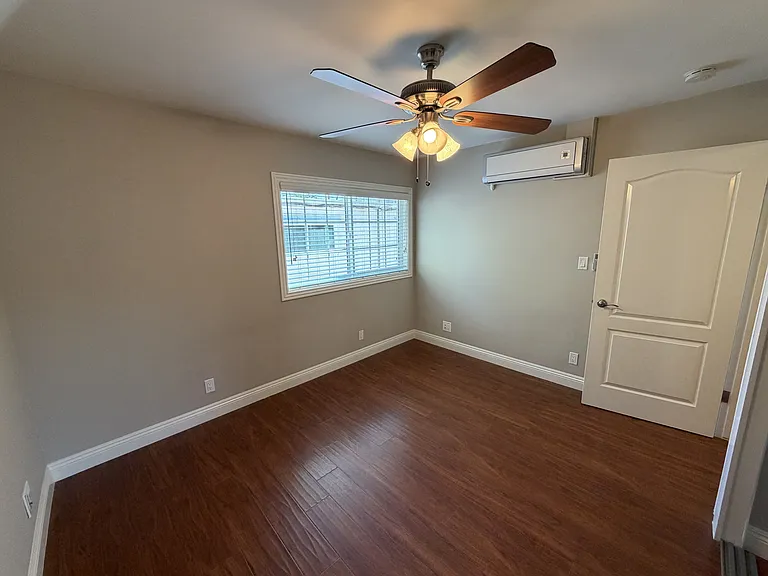 156 E Highland Ave — Photo 8