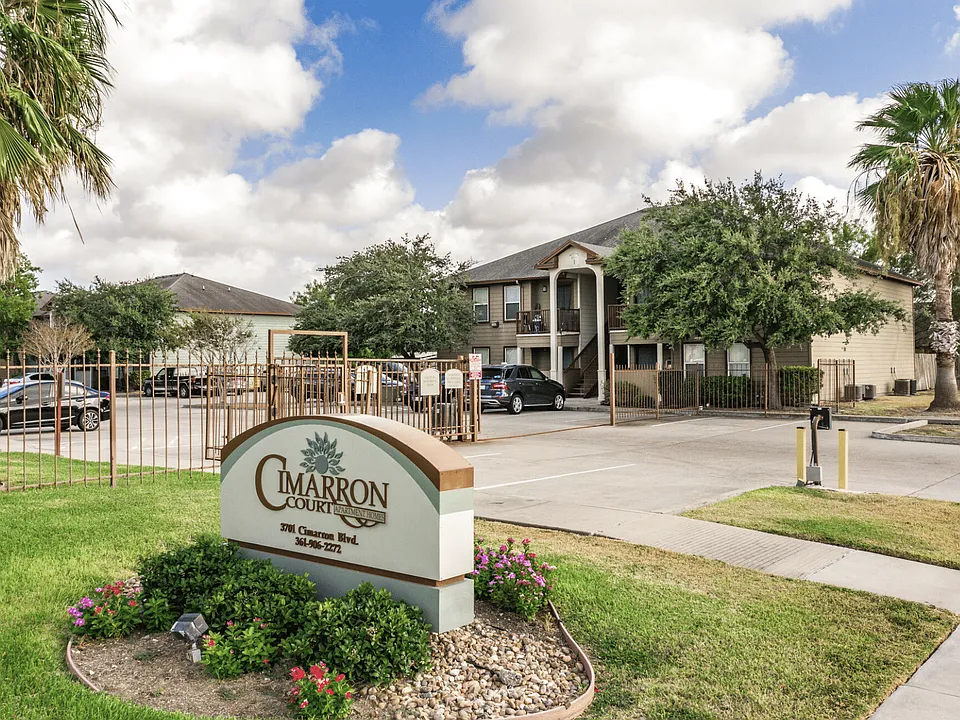 Cimarron Court Apartments