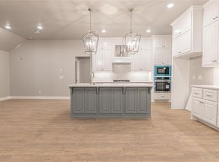 9321 NW 115th Ter, Yukon, OK 73099