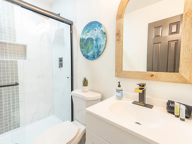 4747 Independent Ave — Photo 23