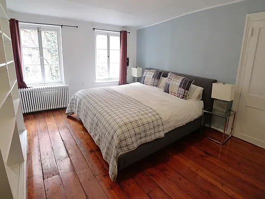 Rented by Sotheby's International Realty | media 38