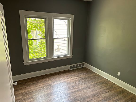 4th image of 3398 E 143rd St #1