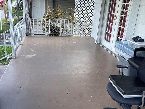 3rd image of 5092 SW 24th Avenue