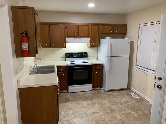 5th image of 3101 Conviser Dr