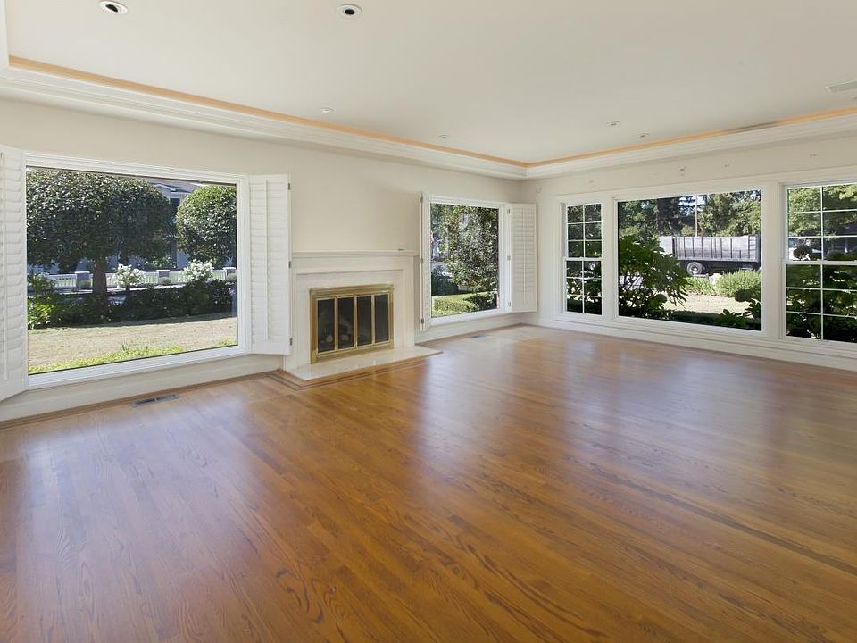 1st image of 1895 Oakdell Dr