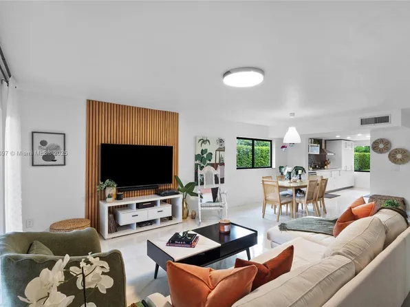 10174 NW 41st St #96-9, Doral, FL 33178