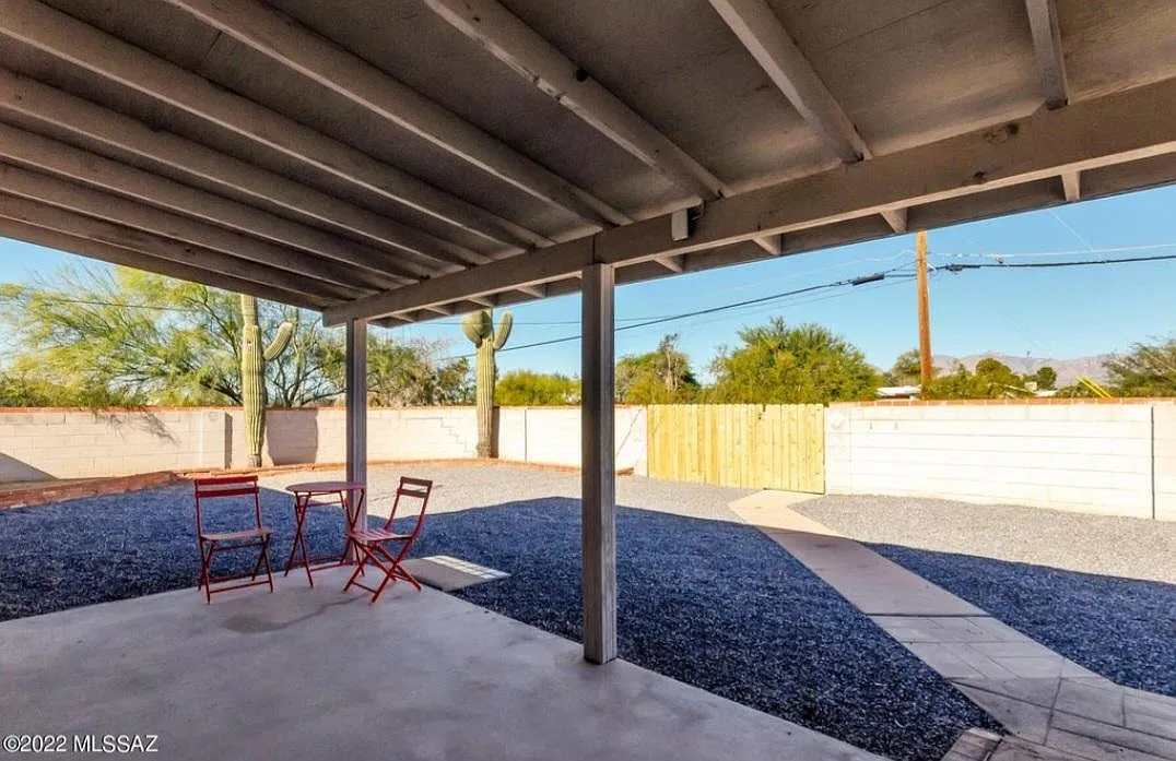 8271 E Kenyon Dr — Photo 4