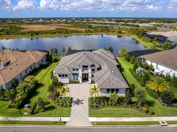 17041 Clearlake Ave, Bradenton, FL 34202