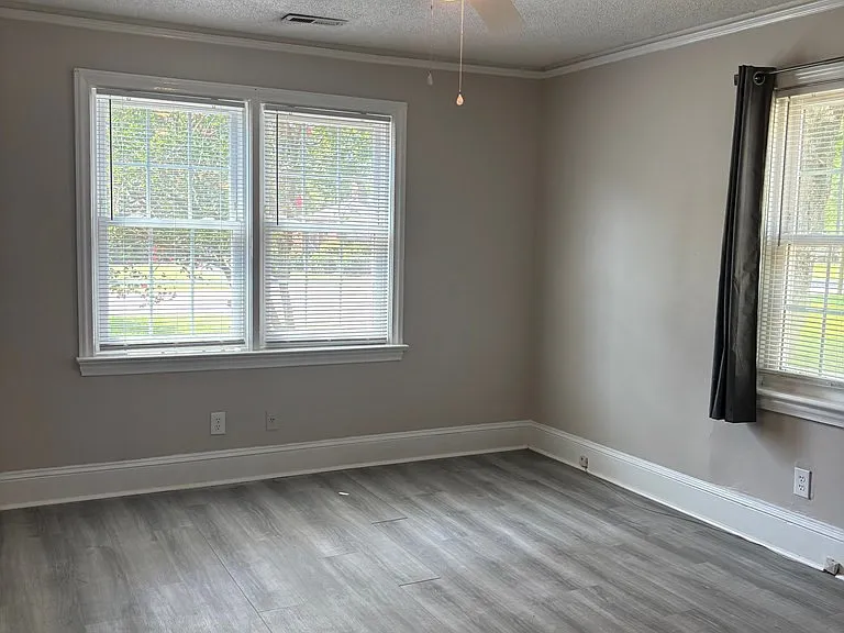 505 Adams Ave — Photo 36