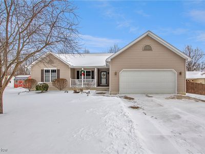 945 Harris Rd, Sheffield Village, OH, 44054