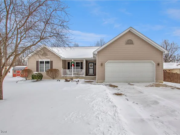 945 Harris Rd, Sheffield Village, OH 44054