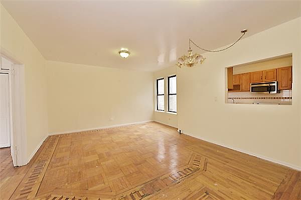1st image of 5 Pinehurst Ave APT 4A