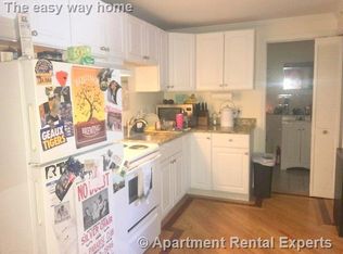 111 Sciarappa St APT 3, Cambridge, MA 02141