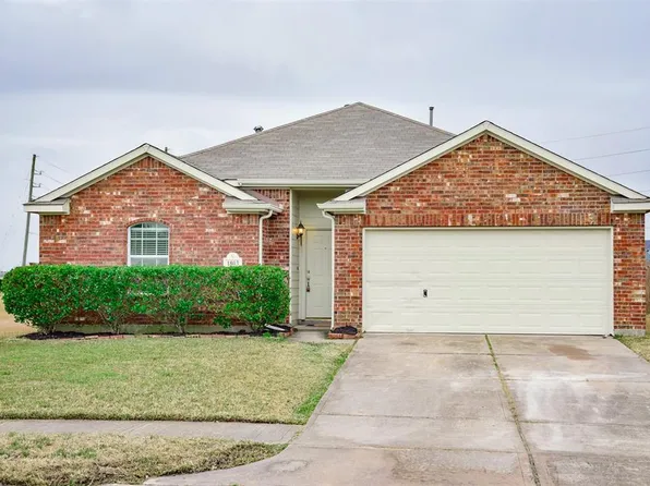 1803 Teal Run Place Dr, Fresno, TX 77545