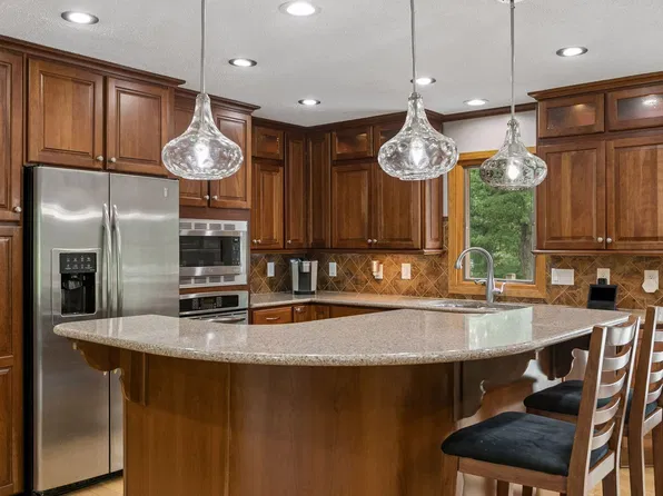 10600 Juniper St NW, Coon Rapids, MN 55448