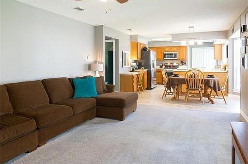 2nd image of 5509 Crater Lake Dr