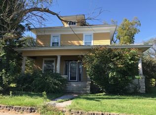 703 W Oak St, Mitchell, IN 47446