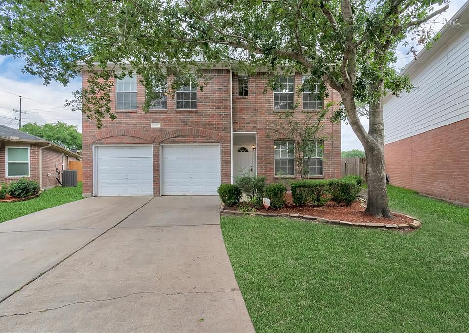1st image of 19762 Twin Canyon Ct