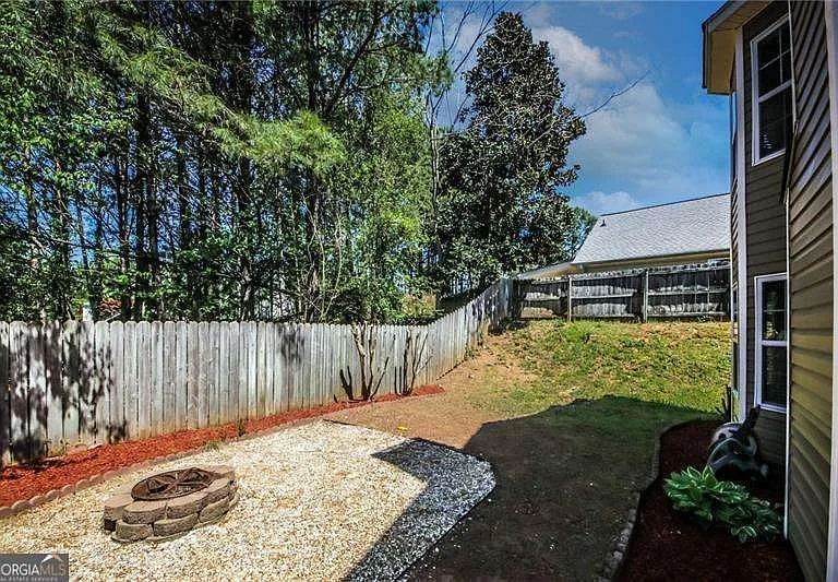 121 Stoneforest Dr — Photo 47