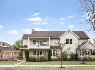 215 SW C St, Bentonville, AR 72712